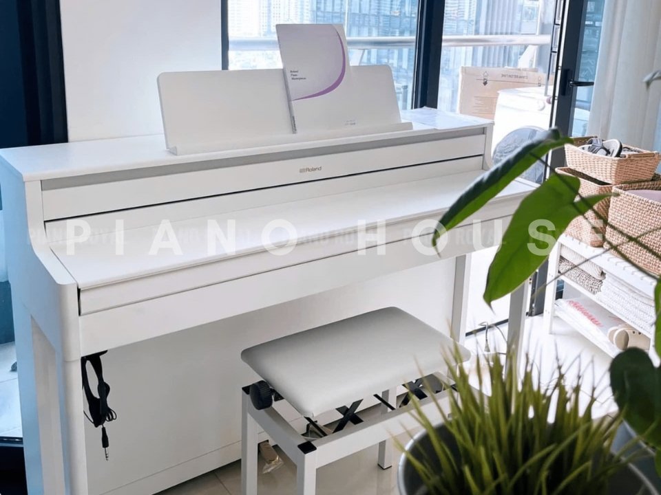 ROLAND HP-704 WH (USED) - Ảnh thực tế 3